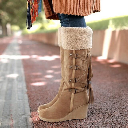 Sophia Chic - Stylish and Cozy Black Ankle Boots for Fall